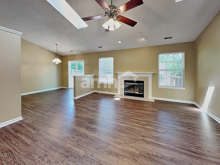 8018 Bitternut Dr — Photo 8