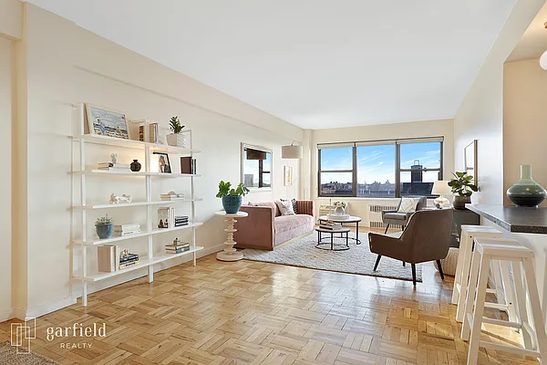 Sold by Garfield Realty  | media 1