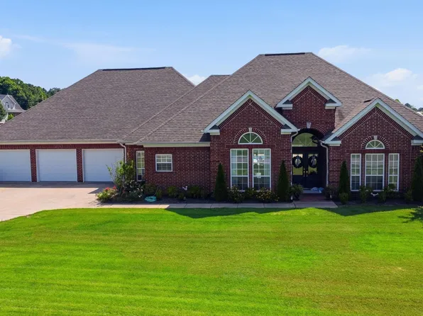 143 Osage Dr, Benton, AR 72019