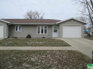 305 Carroll St, Sanborn, IA 51248