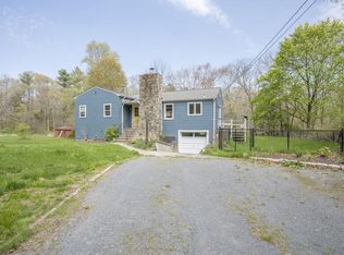 47 Danforth St, Rehoboth, MA 02769