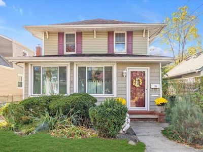 70 King Street, Floral Park, NY, 11001