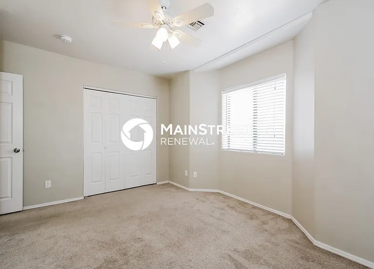 6002 S Morris Blvd — Photo 8
