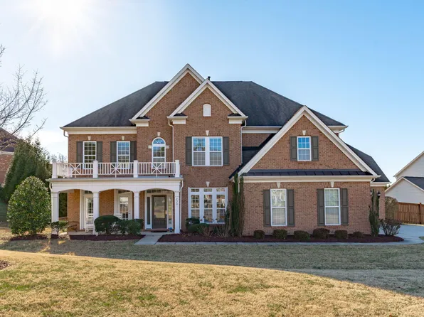 520 Alliance Cir, Cary, NC 27519