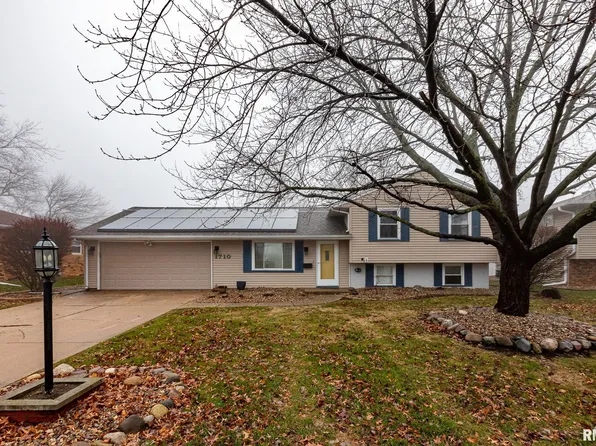 1710 Deppert Dr, Pekin, IL 61554