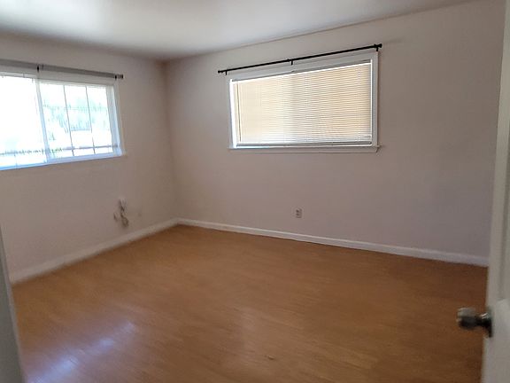 4th image of 7336 Willowwick Way
