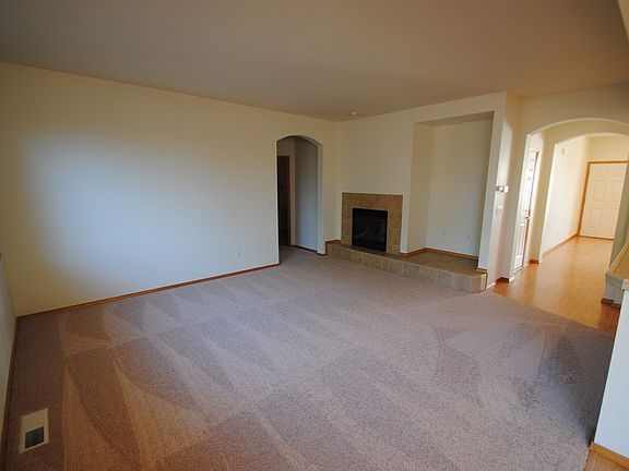 3rd image of 8309 Grove St