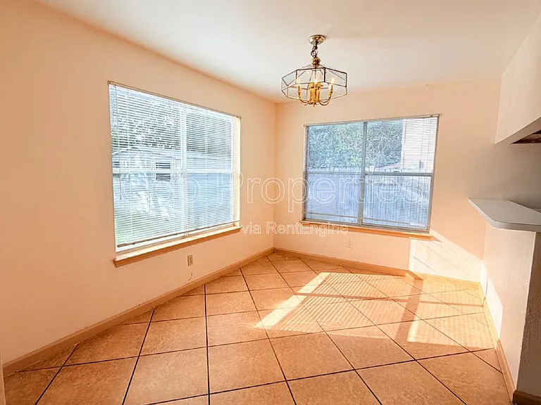 3632 Candleknoll Cir — Photo 9