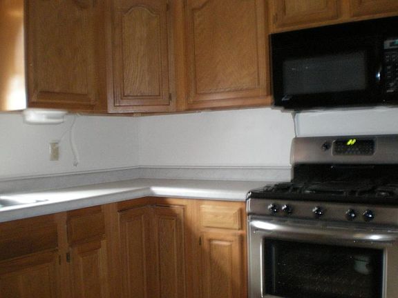 4th image of 117 Park Ave S