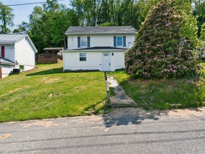 623 Jay Cir, Latrobe, PA, 15650