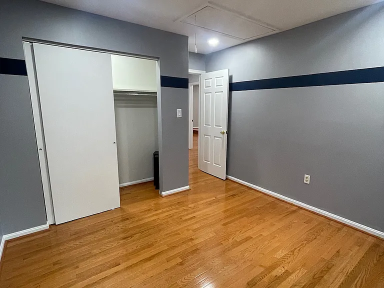 9025 Streamview Ln — Photo 61