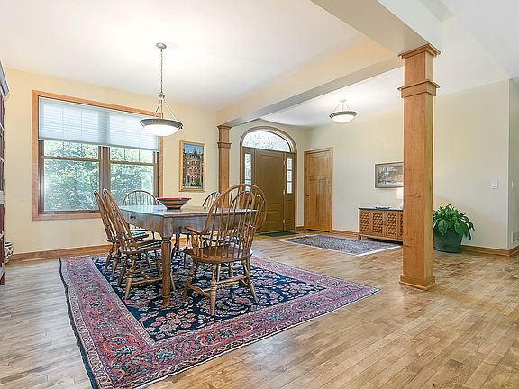 5th image of 1722 Hidden Hill Dr