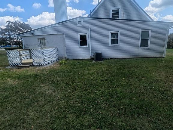 2nd image of 239 Barry St