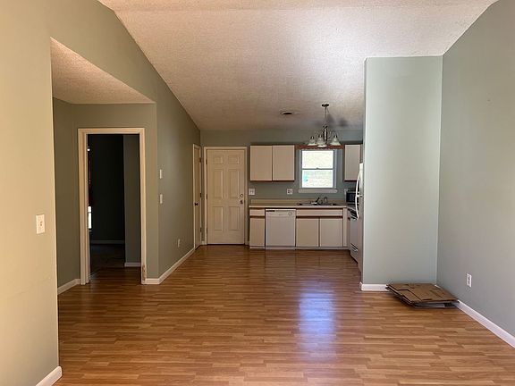 3rd image of 1732 Todd Dr