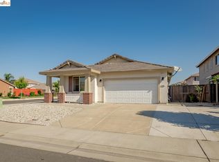 7601 Splendid Way, Elk Grove, CA 95758