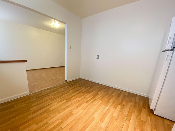 Dining/Kitchen
