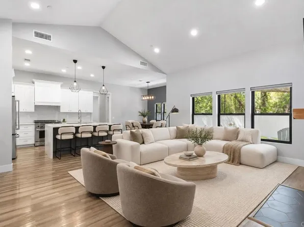 25812 Willow Ln, Escondido, CA 92026