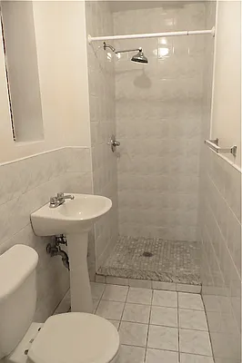 Rented by Maz Group NY | media 9