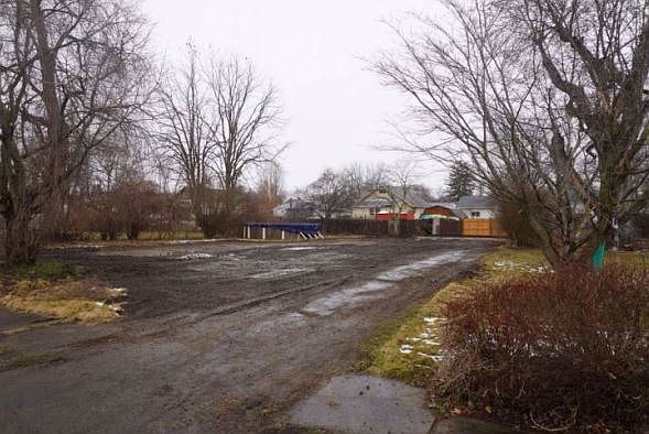 2nd image of 519 Schuyler Ave #521