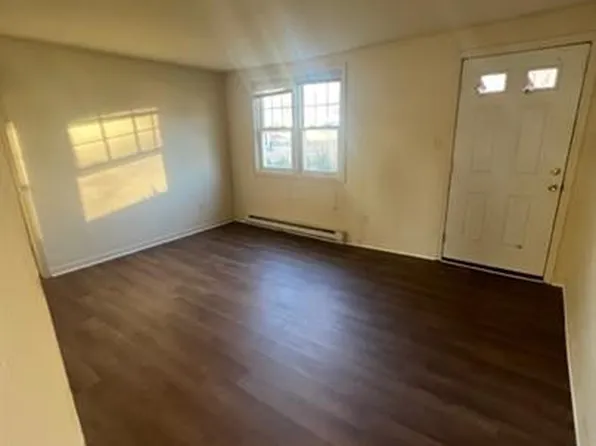 406 Cherrydale Ave, Front Royal, VA 22630