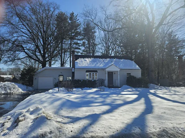 138 Willow Lane, Glenville, NY 12302