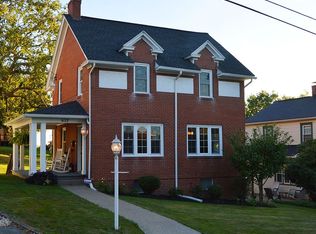 632 Fairmont St, Greensburg, PA 15601