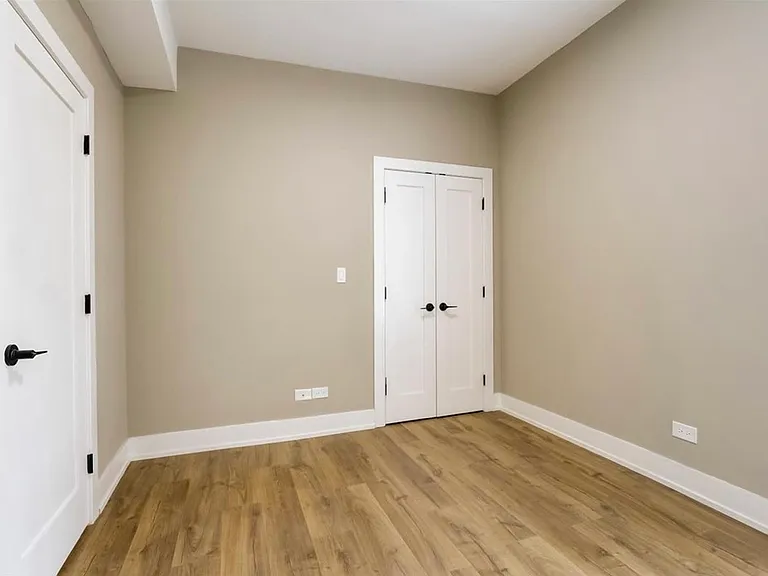 3001 N Sawyer Ave #1ES — Photo 6