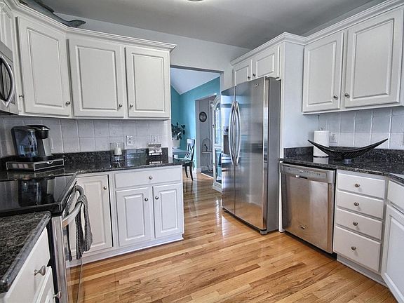 2nd image of 4256 Crystal Cove Ct
