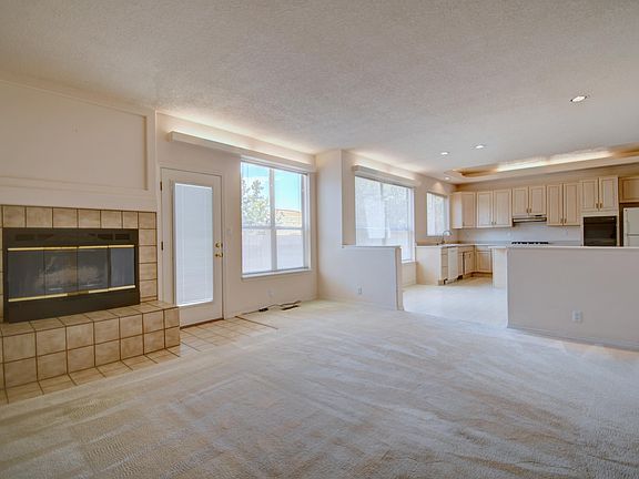 5th image of 11828 Caribou Ave NE