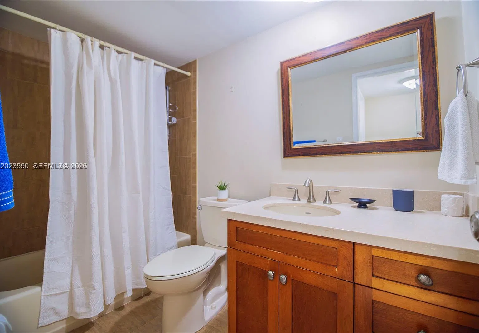 2 bed, 1040 sqft, $4,000 — Photo 4