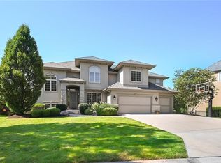 11113 W 163rd Ct, Overland Park, KS 66221