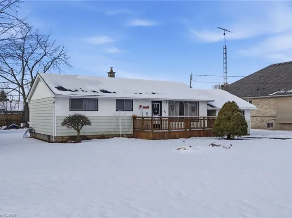 29 Leckie Ave, Hamilton, ON L8J 2S7