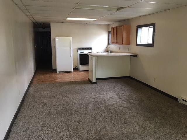 2nd image of 18 E Emerling Ave APT 2
