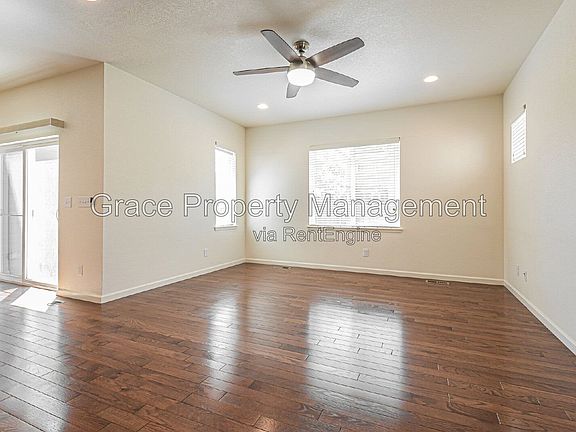 3rd image of 618 W 171st Pl