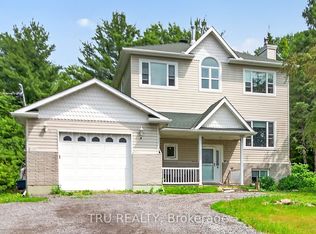 2376 Kinburn Side Rd, Ottawa, ON K0A2H0