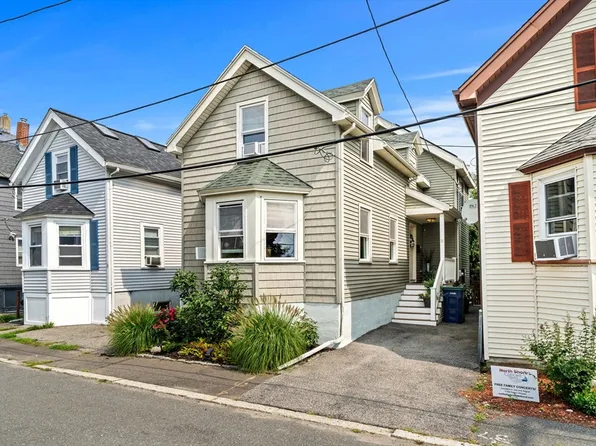 15 Beacon St, Salem, MA 01970