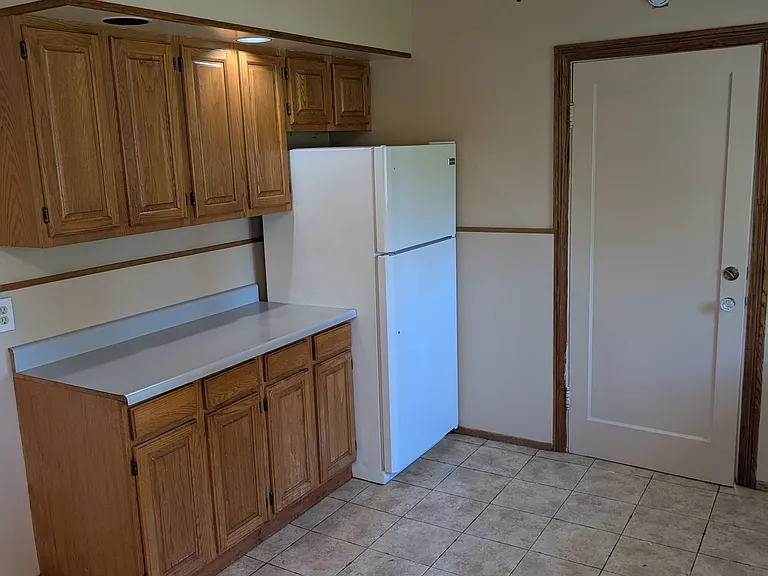 904 East St — Photo 12