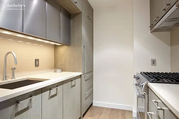 Rented by Sotheby's International Realty | media 31