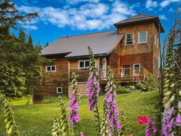 1660 Town Line Road, Craftsbury, VT 05827