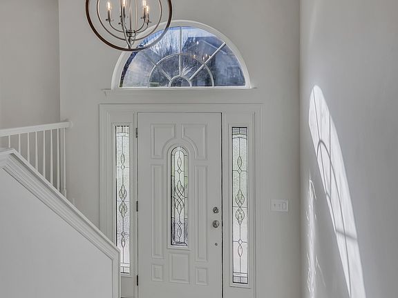 5th image of 7312 Shayla Ct