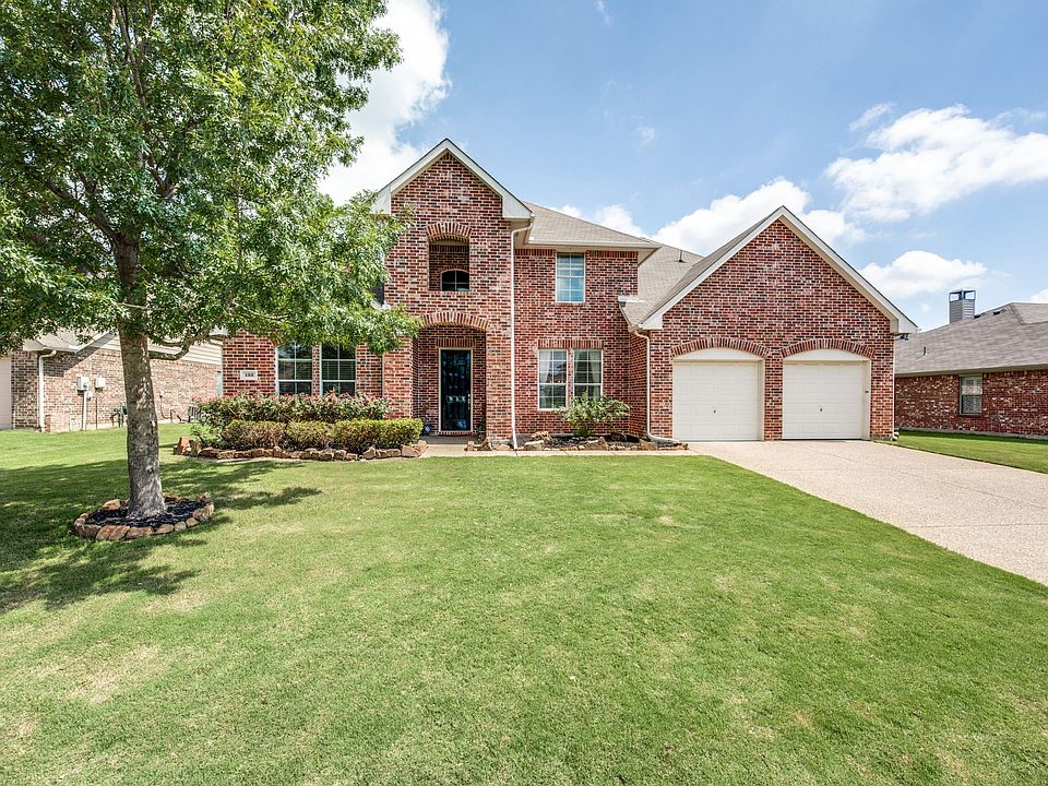 1st image of 132 Country Lakes Dr