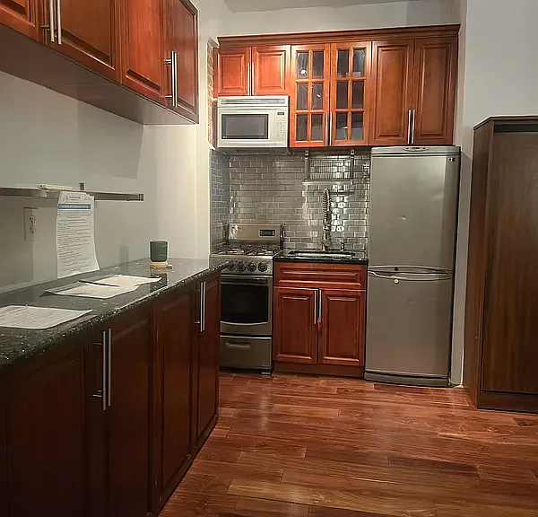 590 Parkside Ave #1EE — Photo 1