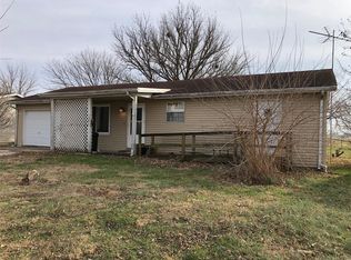 1201 Mary Irene Rd, New Baden, IL 62265