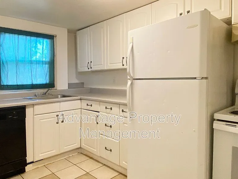 324 Calapooia St SW #3 — Photo 7
