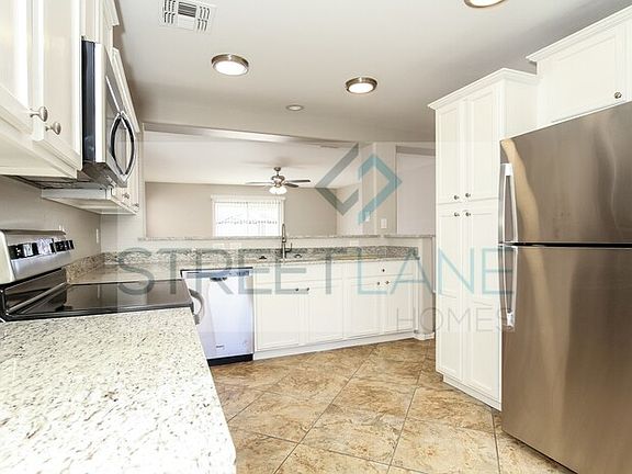 5th image of 11597 W Cheryl Dr