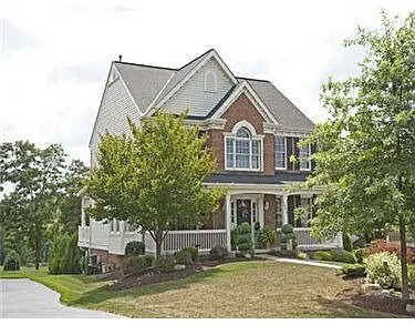 1005 Fieldstone Dr photo 1