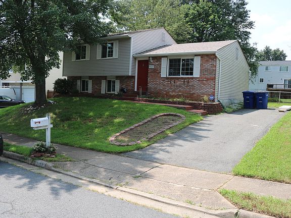 2nd image of 1107 Bicksler Dr