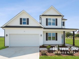 26 Fish Whistle Ct, Benson, NC 27504