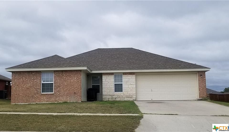 1st image of 3611 Foxglove Ln
