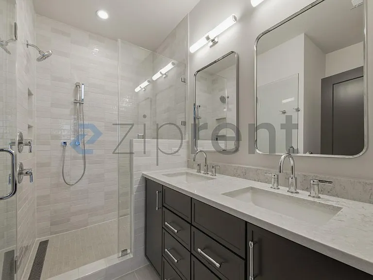 425 S Walker St — Photo 30